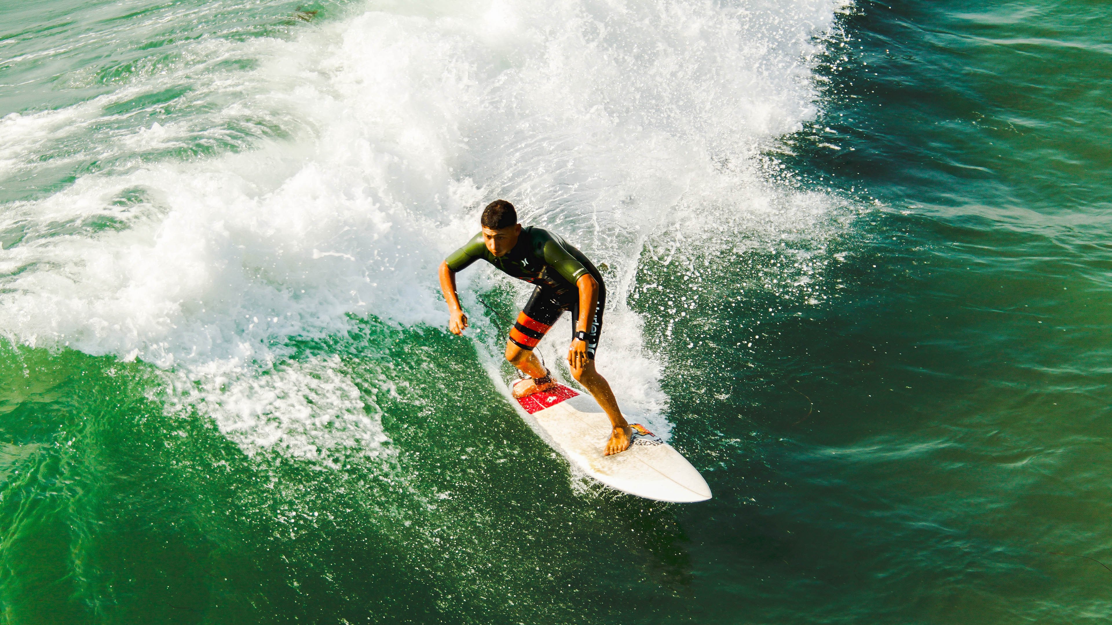 亚特兰米诺风暴！卡塞米罗一剑封喉，终结奥地利黑马童话